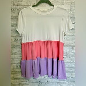 You & Me White Purple Pink SHORT SLEEVE Shirt Top Sz-Medium Womens TIERS/RUFFLED